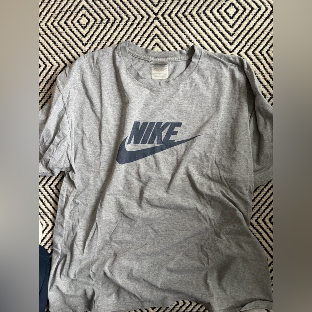 LAST CHANCE Vintage Nike tee - L